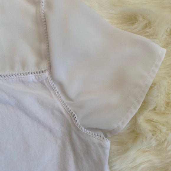 White Tshirt with neck detail - Picture 3 of 4